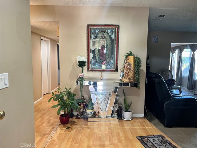 20002 Tajauta, Carson, CA 90746