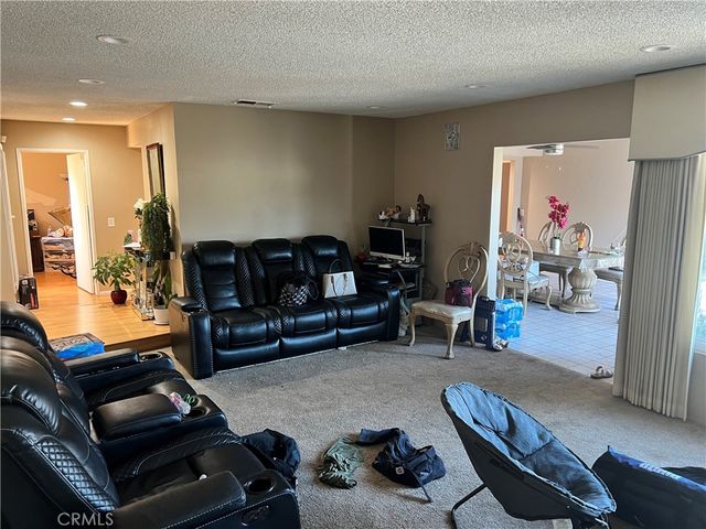 20002 Tajauta, Carson, CA 90746