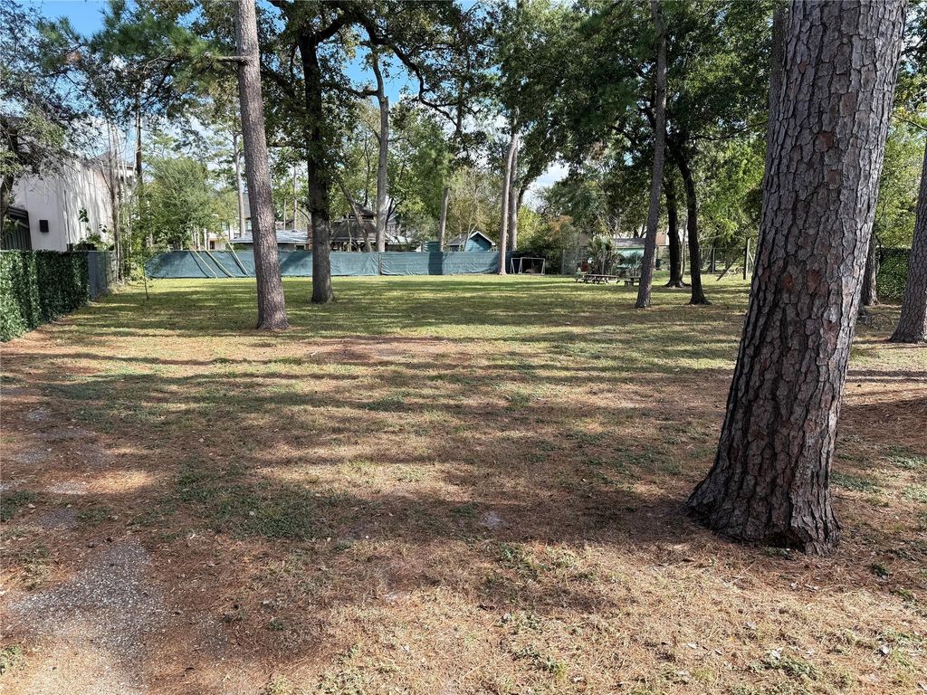 0 Wirt Road W, Houston, TX 77055