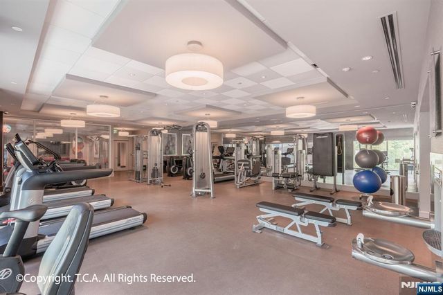 800 Ave At Port Imperial 1004, Weehawken, NJ 07086