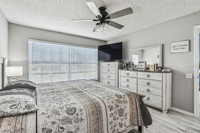 4210 CADDIE DRIVE E 202, Bradenton, FL 34203