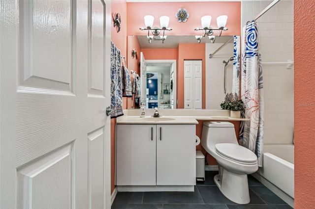 4210 CADDIE DRIVE E 202, Bradenton, FL 34203