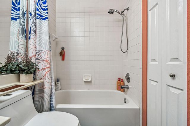 4210 CADDIE DRIVE E 202, Bradenton, FL 34203