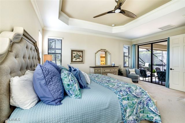 9457 Rialto DR, Naples, FL 34113