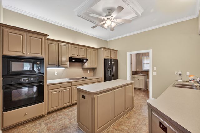 116 Willow Lake Boulevard, Bossier City, LA 71111