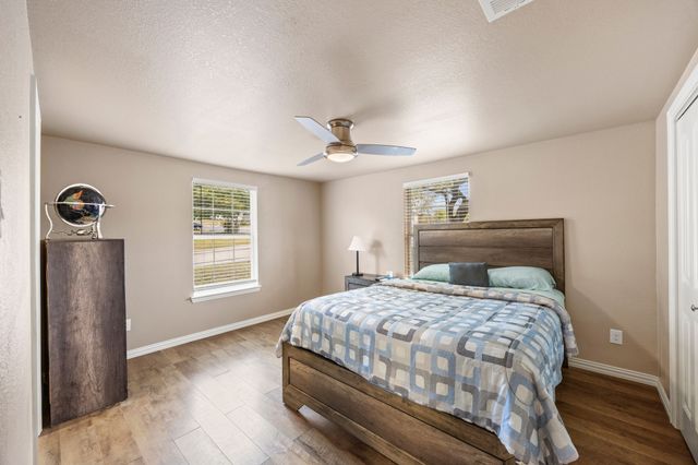 5700 Linda Drive, Watauga, TX 76148