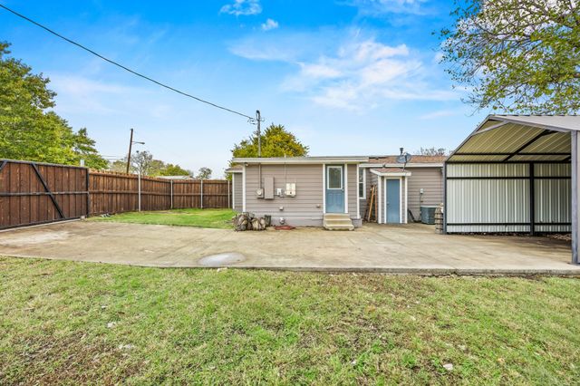 5700 Linda Drive, Watauga, TX 76148