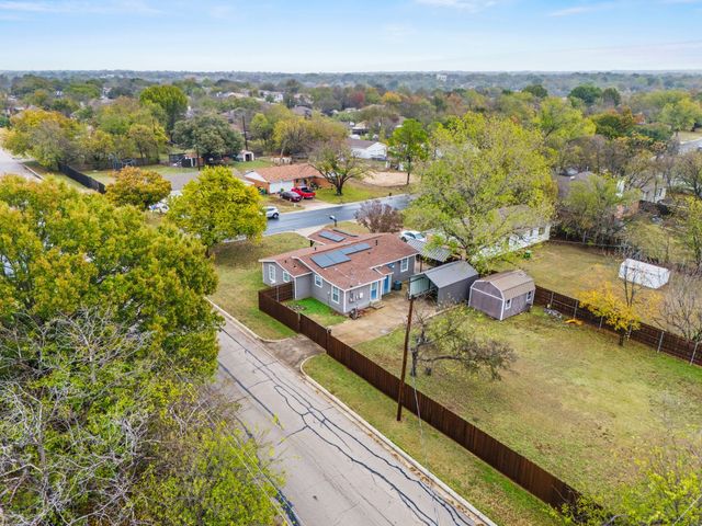 5700 Linda Drive, Watauga, TX 76148
