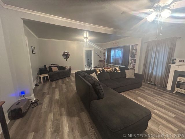 909 S 2nd Street, Mcalester, OK 74501