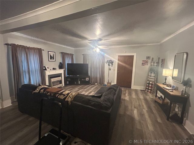 909 S 2nd Street, Mcalester, OK 74501