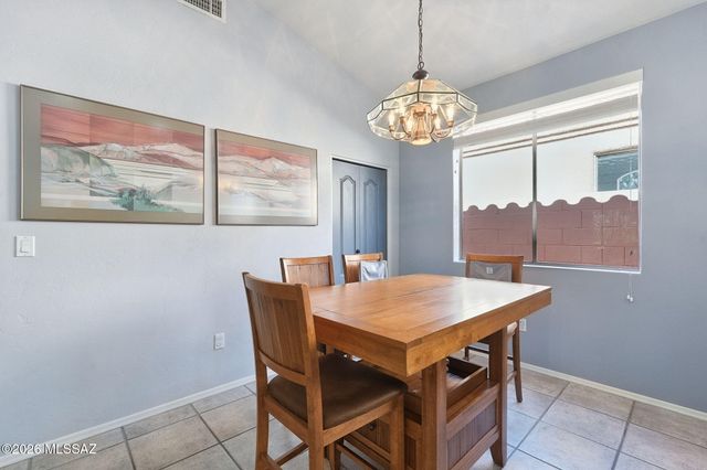 11141 N Sand Pointe Drive, Oro Valley, AZ 85737