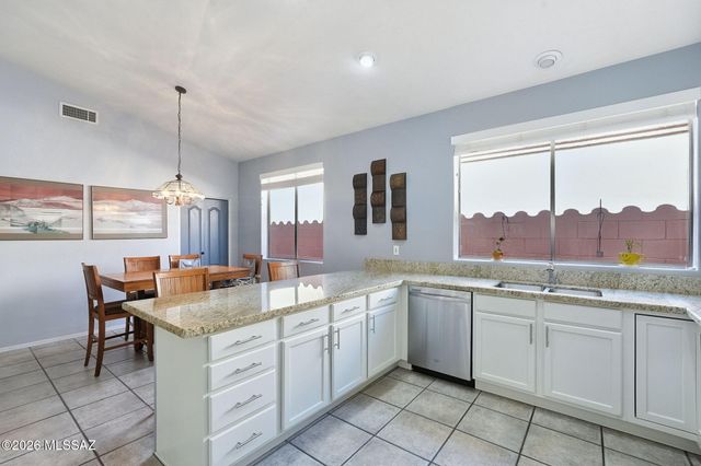 11141 N Sand Pointe Drive, Oro Valley, AZ 85737