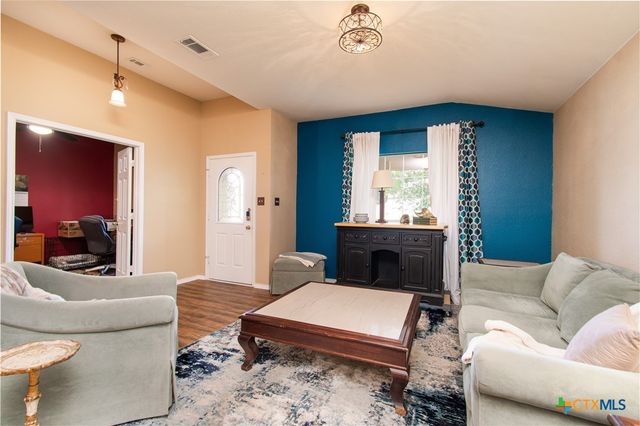 115 E Deer Horn Pass, Harker Heights, TX 76548