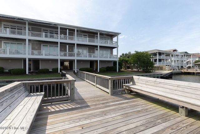 10 W Columbia Street W A, Wrightsville Beach, NC 28480