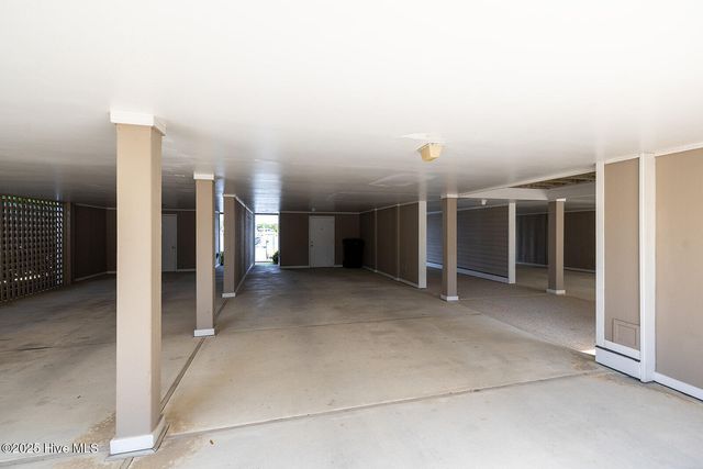 10 W Columbia Street W A, Wrightsville Beach, NC 28480