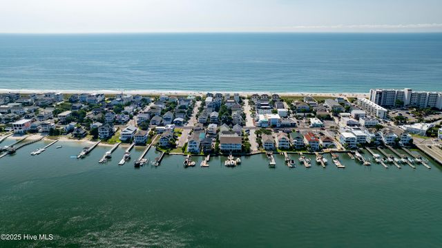 10 W Columbia Street W A, Wrightsville Beach, NC 28480