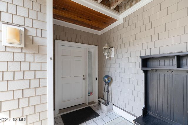 10 W Columbia Street W A, Wrightsville Beach, NC 28480
