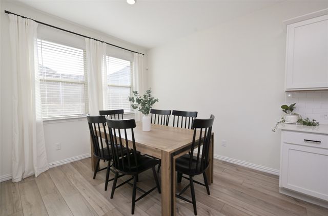 1212 Almond Road, Azle, TX 76020