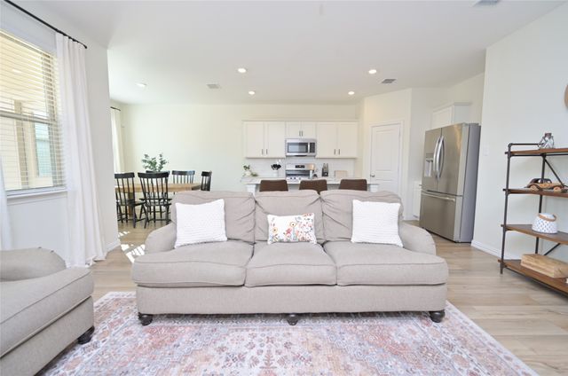 1212 Almond Road, Azle, TX 76020