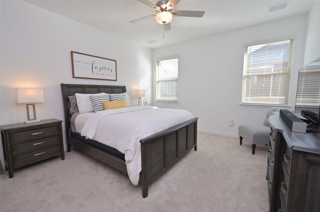 1212 Almond Road, Azle, TX 76020