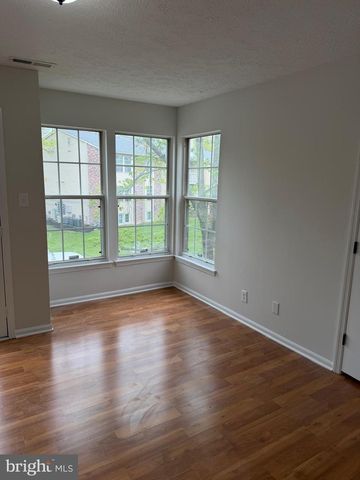 133 KENWOOD DR, Sicklerville, NJ 08081