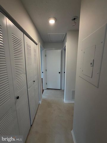 133 KENWOOD DR, Sicklerville, NJ 08081