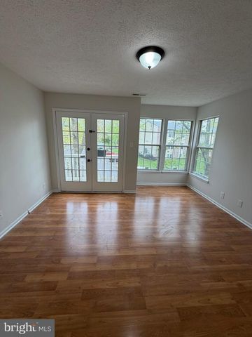 133 KENWOOD DR, Sicklerville, NJ 08081