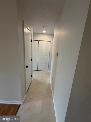 133 KENWOOD DR, Sicklerville, NJ 08081