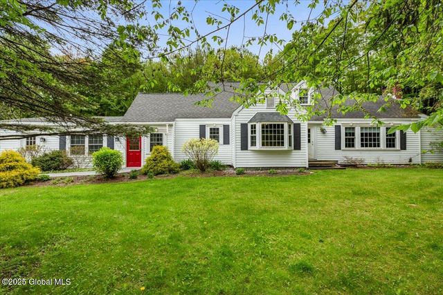 4224 NY 150, Sand Lake, NY 12196