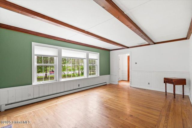 4224 NY 150, Sand Lake, NY 12196