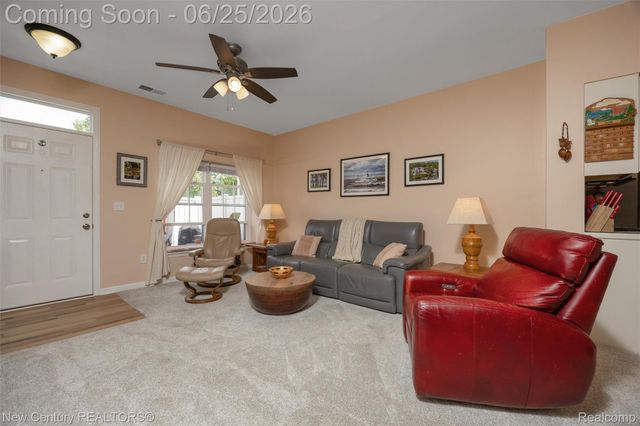 618 Belmonte Drive A, Waterford Charter Township, MI 48328