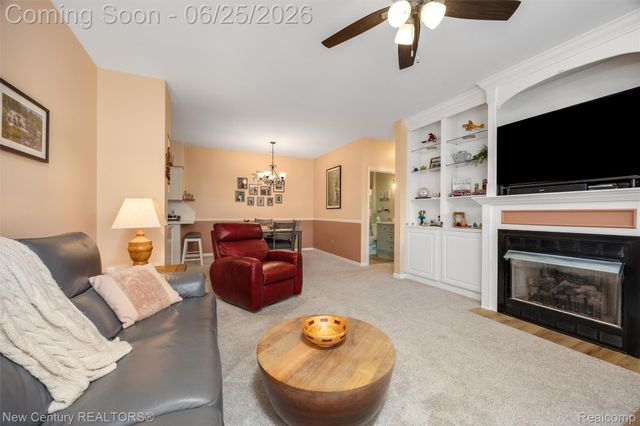 618 Belmonte Drive A, Waterford Charter Township, MI 48328