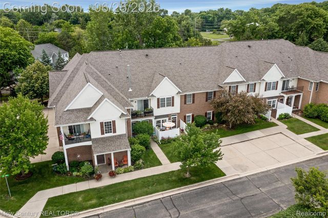 618 Belmonte Drive A, Waterford Charter Township, MI 48328