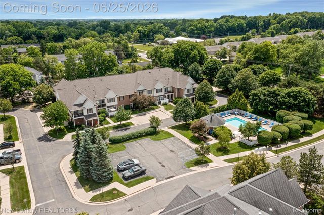 618 Belmonte Drive A, Waterford Charter Township, MI 48328