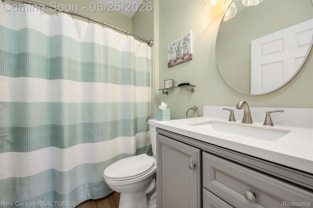 618 Belmonte Drive A, Waterford Charter Township, MI 48328