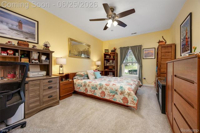 618 Belmonte Drive A, Waterford Charter Township, MI 48328