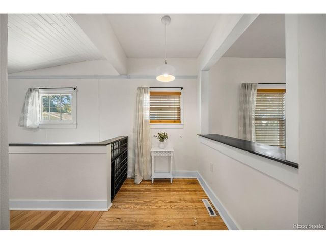 3326 S Logan St, Englewood, CO 80113