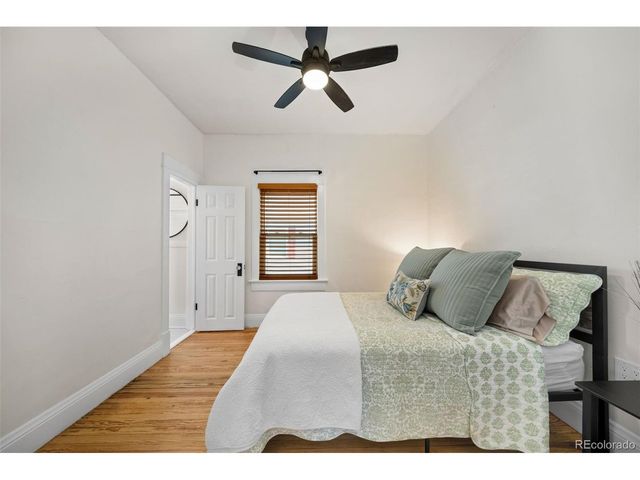 3326 S Logan St, Englewood, CO 80113