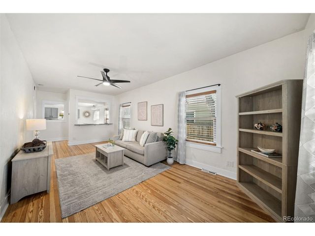 3326 S Logan St, Englewood, CO 80113
