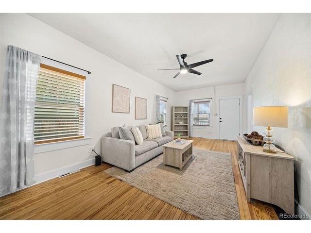 3326 S Logan St, Englewood, CO 80113