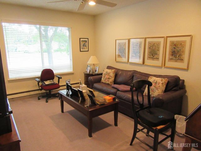 410 Genista Plaza B, Monroe, NJ 08831