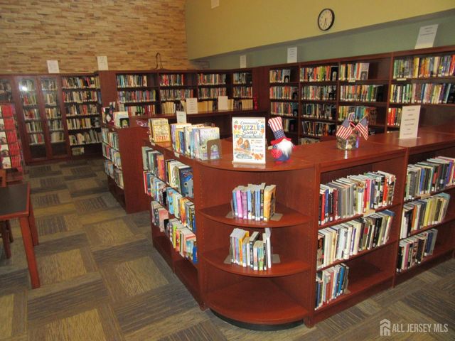 410 Genista Plaza B, Monroe, NJ 08831