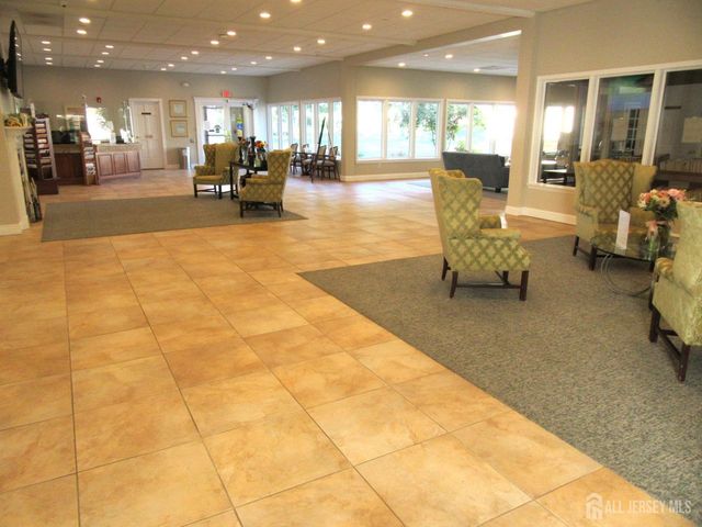 410 Genista Plaza B, Monroe, NJ 08831