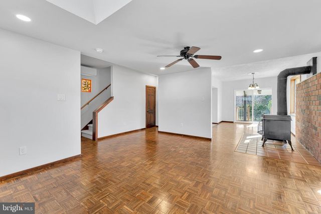 10 COLES AVE, Cherry Hill, NJ 08002