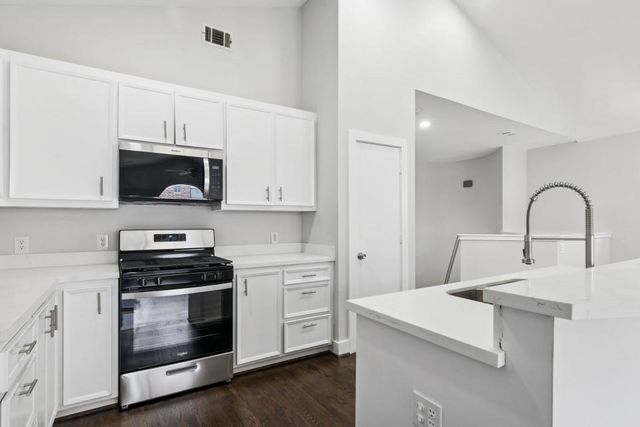 9810 Abigail Grace Court, Houston, TX 77025