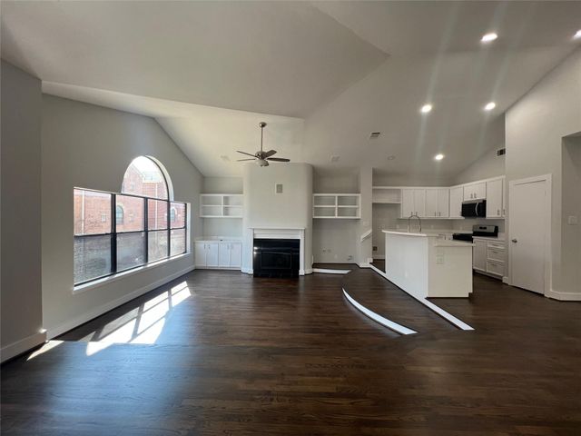 9810 Abigail Grace Court, Houston, TX 77025