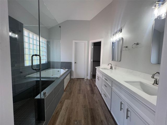 9810 Abigail Grace Court, Houston, TX 77025