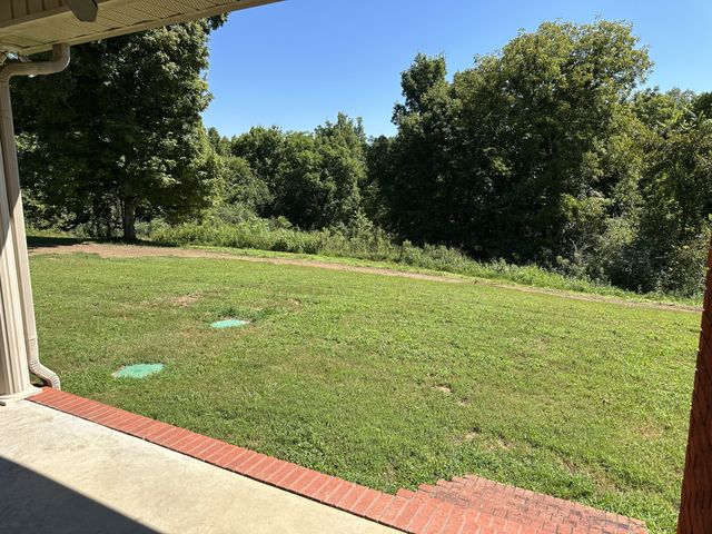 2360 Glennridge Rd, Columbia, TN 38401