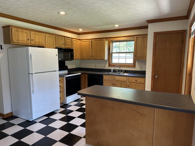 2360 Glennridge Rd, Columbia, TN 38401