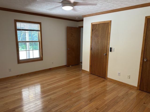 2360 Glennridge Rd, Columbia, TN 38401